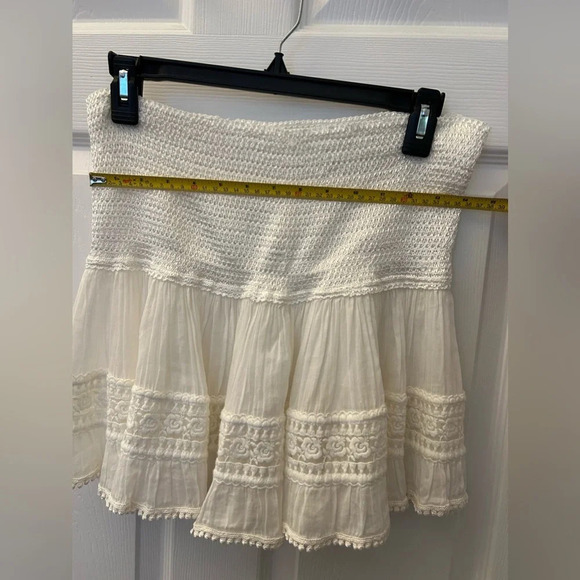 . SUNDAY ST. TROPEZ embroidered skirt in white sz M - Picture 7 of 9